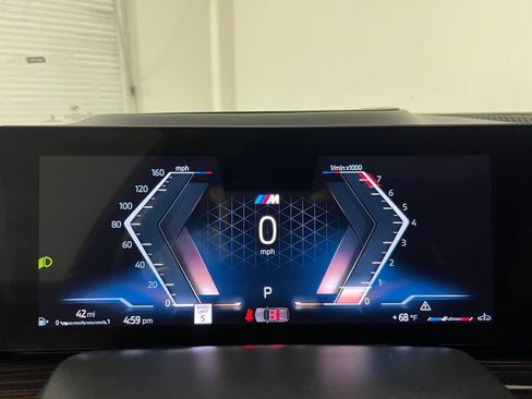 Used 2025 BMW X5 sDrive40i w/ M Sport Package image 26