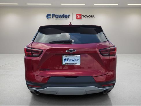 Used 2025 Chevrolet Blazer LT w/ Midnight/Sport Edition FWD image 6