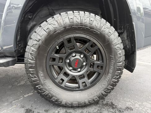 Used 2024 Toyota 4Runner TRD Off-Road Premium w/ Moonroof Package AWD/4WD image 9