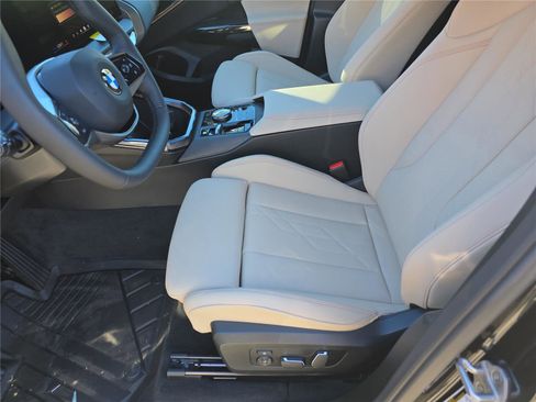 New 2026 BMW X3 xDrive30 w/ Convenience Package image 23