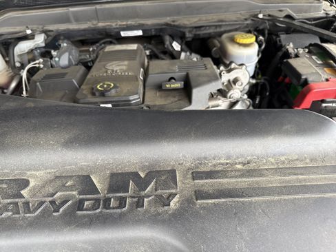 Used 2020 RAM 2500 Laramie AWD/4WD image 32