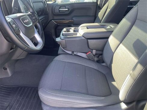 Used 2022 GMC Sierra 1500 SLE image 14