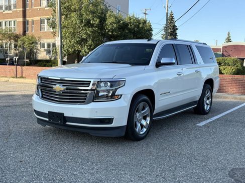 Used 2015 Chevrolet Suburban LTZ RWD image 1