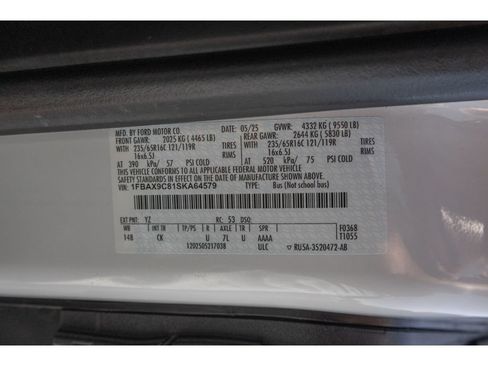 Used 2025 Ford Transit 350 XL AWD/4WD image 29
