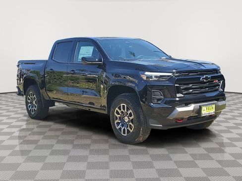 New 2026 Chevrolet Colorado Z71 w/ Technology Package AWD/4WD image 3