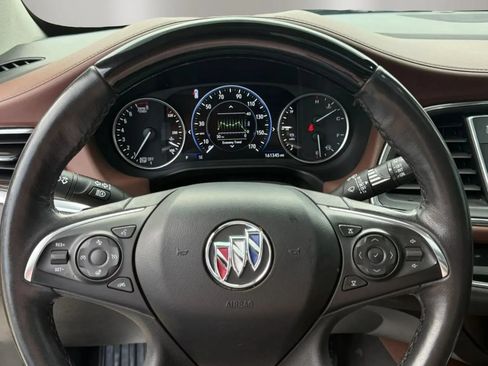 Used 2021 Buick Enclave Avenir w/ Avenir Technology Package AWD/4WD image 19