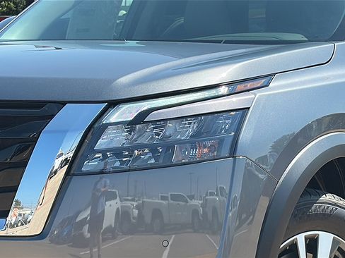 New 2025 Nissan Pathfinder SL w/ Cargo Package image 4