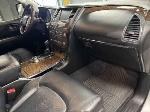 Used 2017 INFINITI QX80 4WD image 19