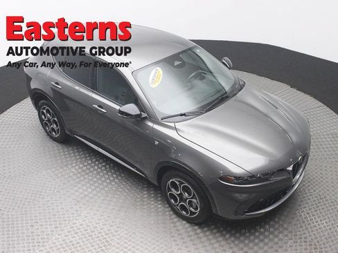 Used 2024 Alfa Romeo Tonale Ti AWD/4WD image 3