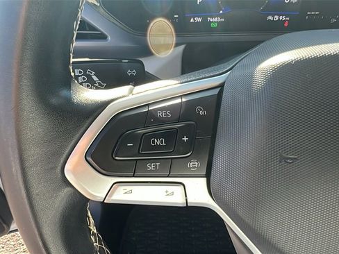 Used 2022 Volkswagen Taos SE image 23