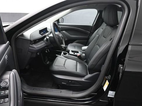 Certified 2025 Ford Mustang Mach-E Premium AWD/4WD image 10
