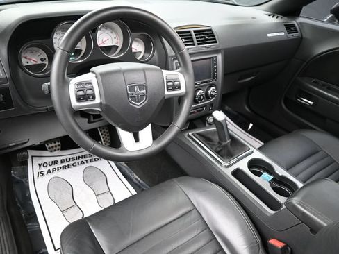 Used 2013 Dodge Challenger R/T Plus RWD image 23