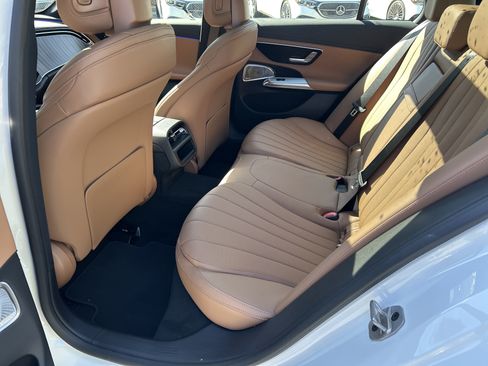 New 2026 Mercedes-Benz E 450 4MATIC Sedan image 36