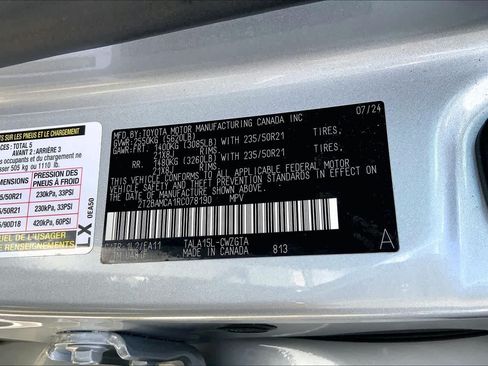 Used 2024 Lexus RX 350 Premium w/ Cold Area Package AWD/4WD image 33