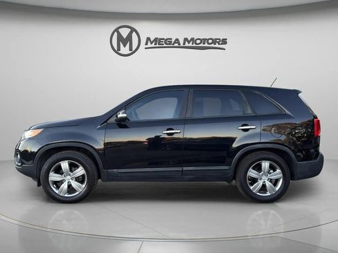 Used 2013 Kia Sorento EX image 3