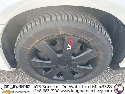 Used 2013 Dodge Avenger SE image 9