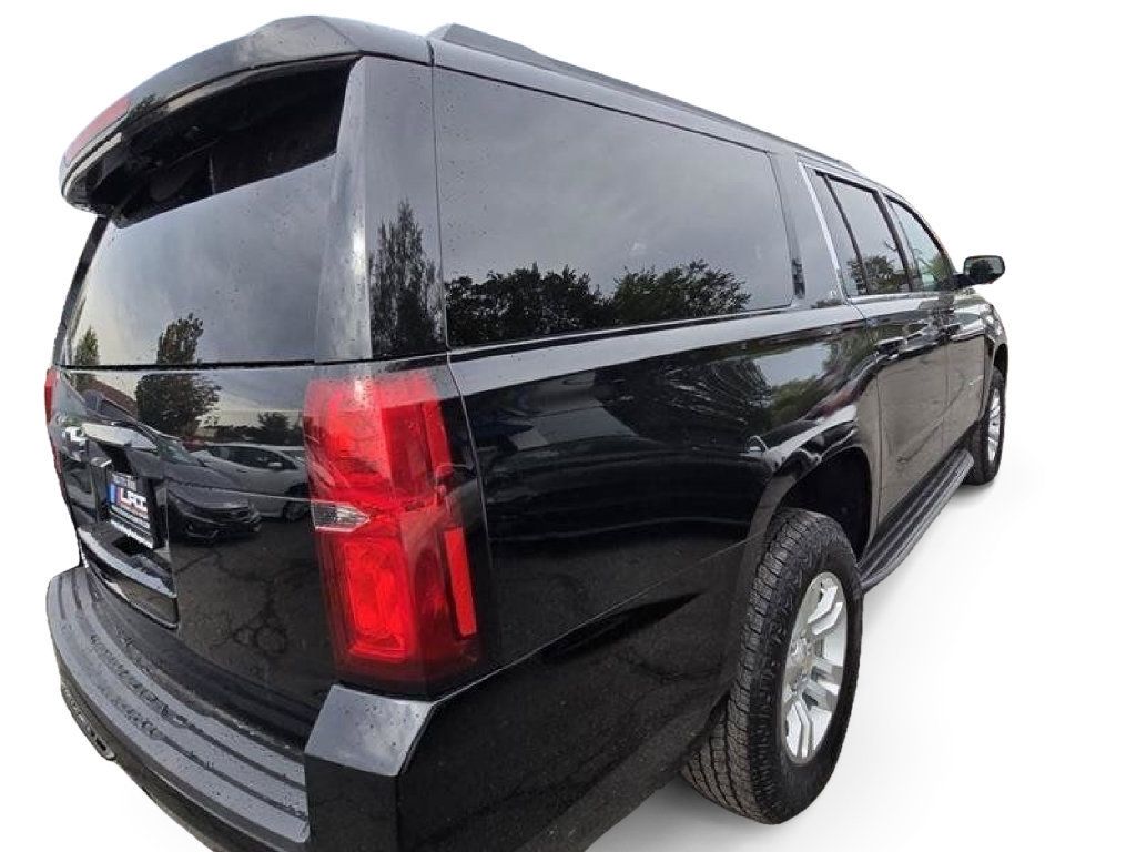 Used 2015 Chevrolet Suburban LT AWD/4WD image 4