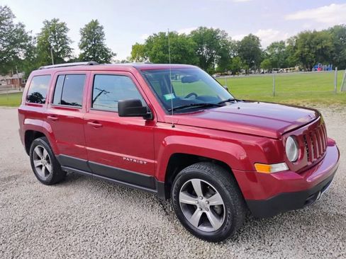 Used 2017 Jeep Patriot High Altitude image 9