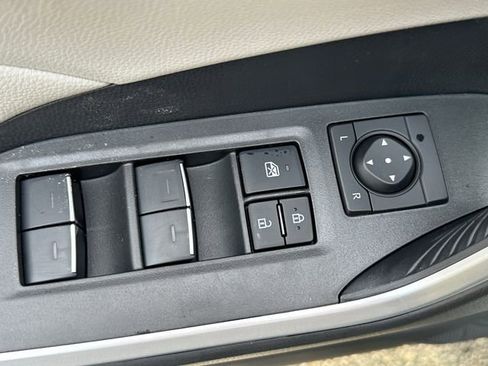 New 2025 Toyota RAV4 XLE image 25