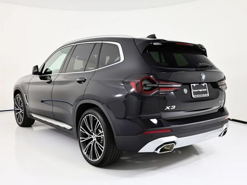Used 2024 BMW X3 xDrive30i w/ Premium Package AWD/4WD image 3