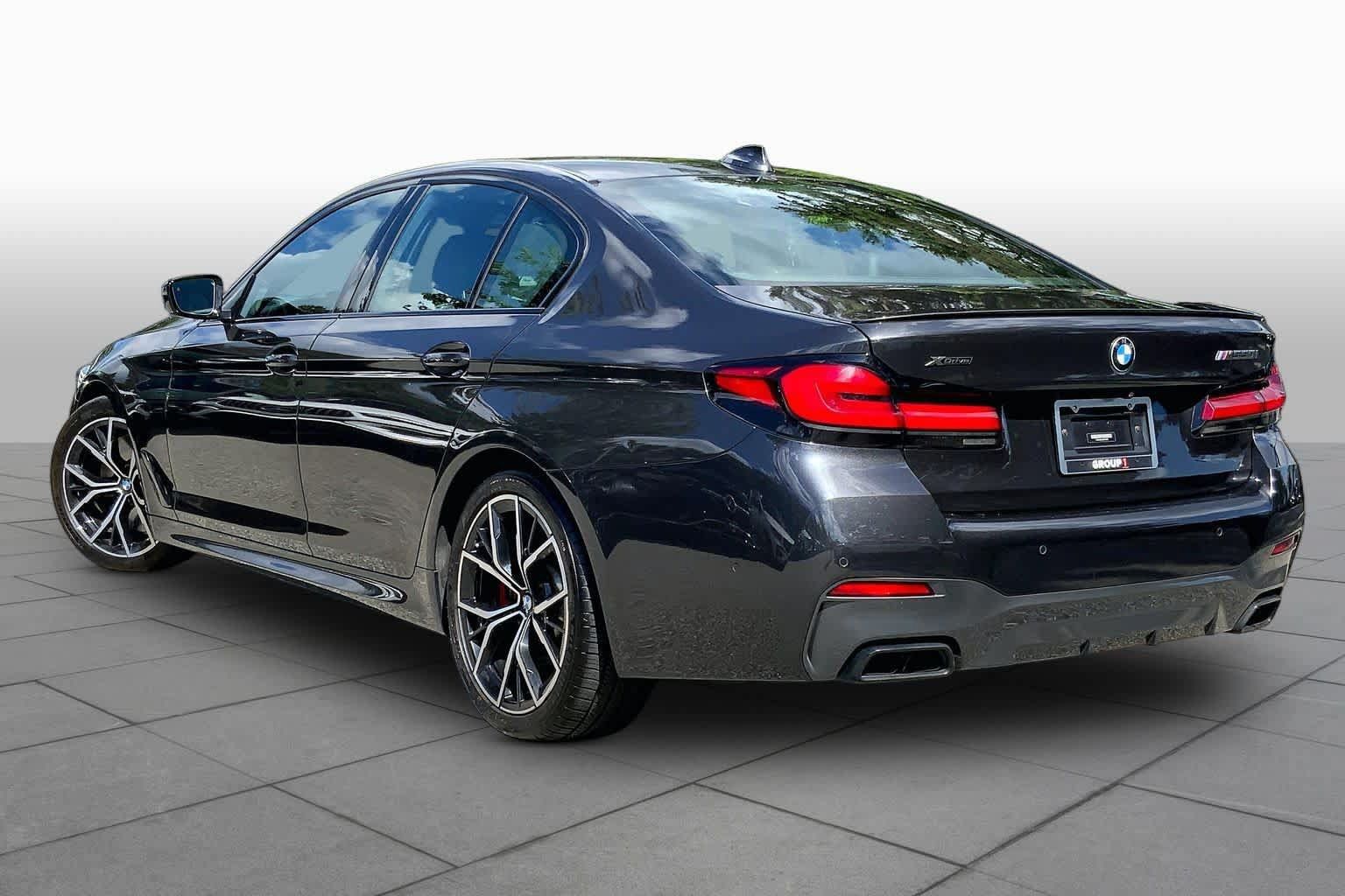 Used 2021 BMW M550i xDrive w/ Executive Package AWD/4WD image 12