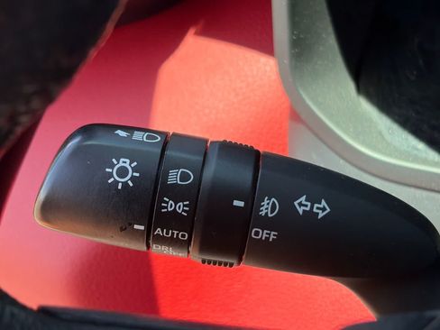 Used 2023 Toyota Sequoia TRD Pro AWD/4WD image 15