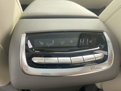 Used 2024 Cadillac XT6 Premium Luxury w/ LPO, Floor Liner Package AWD/4WD image 41