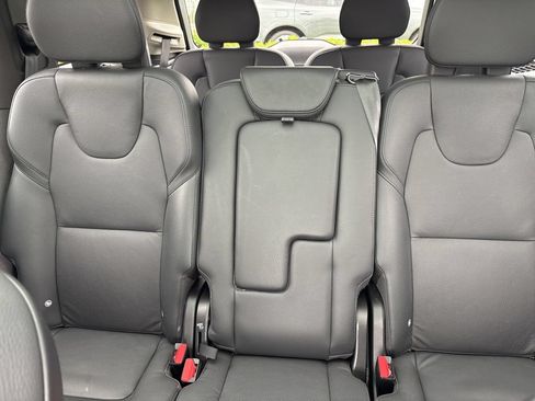 Certified 2023 Volvo XC90 B5 Plus w/ Protection Package Premier AWD/4WD image 29