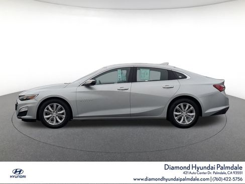 Used 2022 Chevrolet Malibu LT image 4