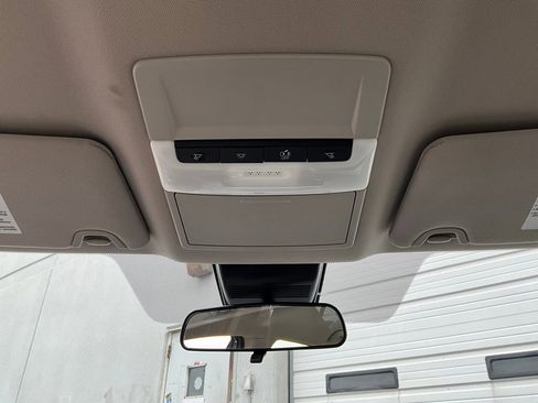 Used 2025 Nissan Altima 2.5 SV image 16