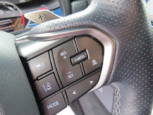 Used 2023 Lexus LX 600 F Sport AWD/4WD image 20