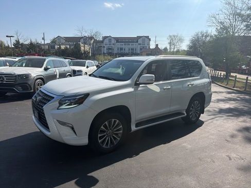 Used 2021 Lexus GX 460 Luxury w/ Accessory Package image 1