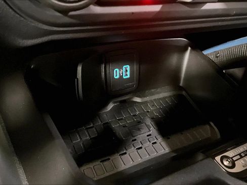 Certified 2024 Ford Bronco Wildtrak image 23