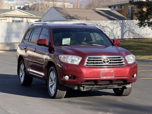 Used 2009 Toyota Highlander Limited AWD/4WD image 2