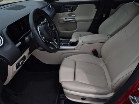 Certified 2023 Mercedes-Benz GLA 250 w/ Premium Package image 14