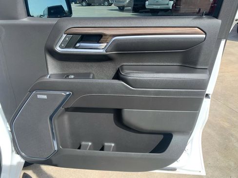 Used 2022 Chevrolet Silverado 1500 RST w/ Texas Edition Plus image 13