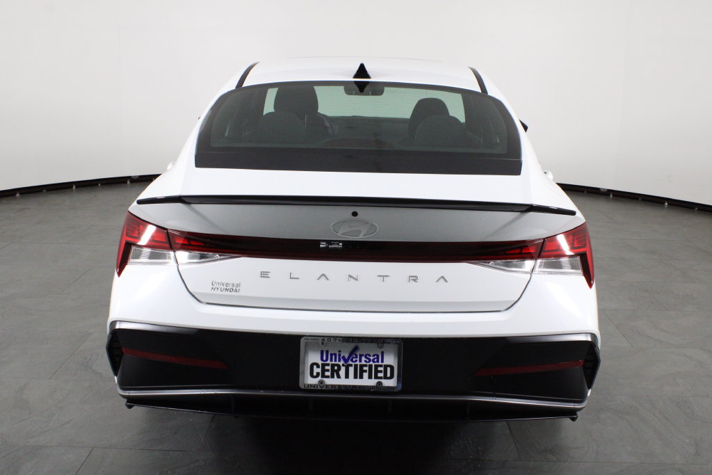 Certified 2026 Hyundai Elantra SEL Sport Premium FWD image 11