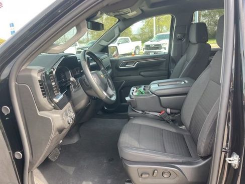 Used 2025 Chevrolet Silverado 1500 LT image 15