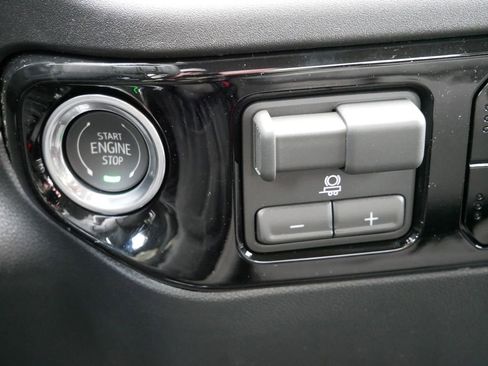 New 2026 GMC Sierra 1500 Elevation AWD/4WD image 17