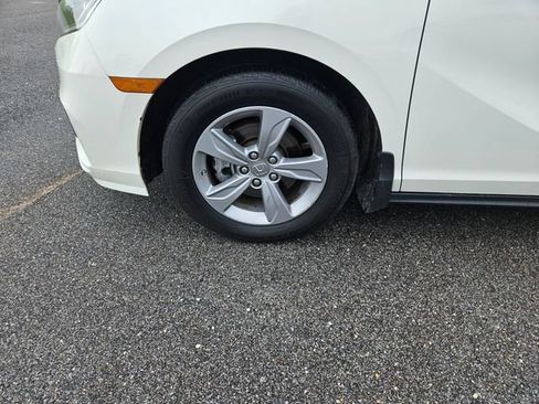 Used 2019 Honda Odyssey EX-L image 27