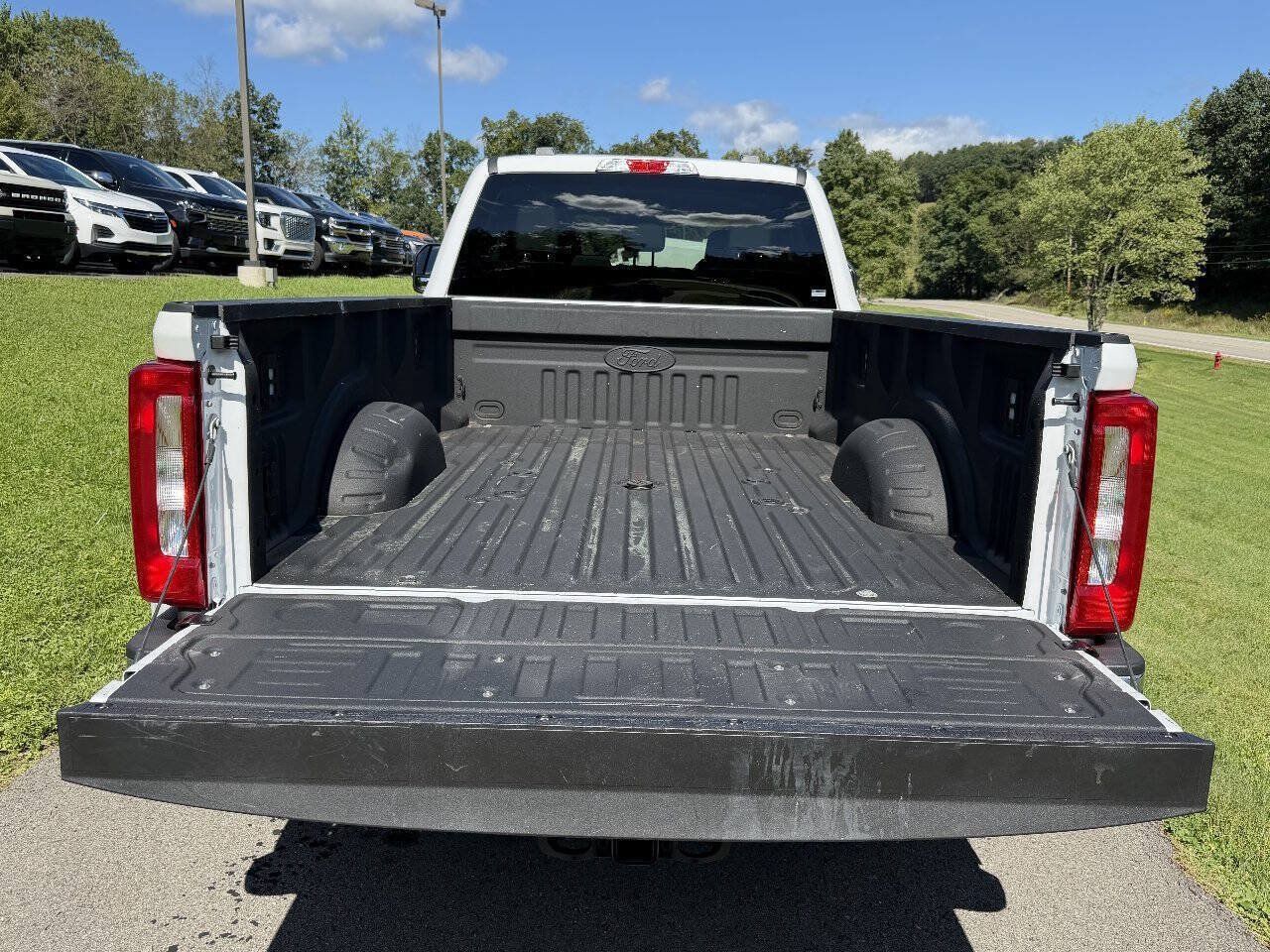 Used 2026 Ford F350 XLT AWD/4WD image 8
