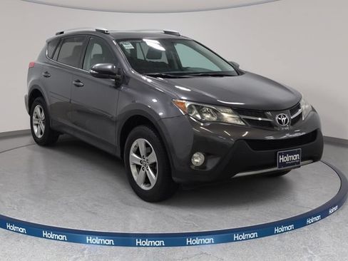 Used 2015 Toyota RAV4 XLE AWD/4WD image 4