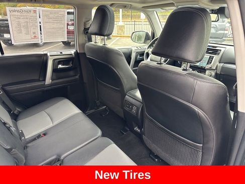 Used 2023 Toyota 4Runner SR5 Premium image 21