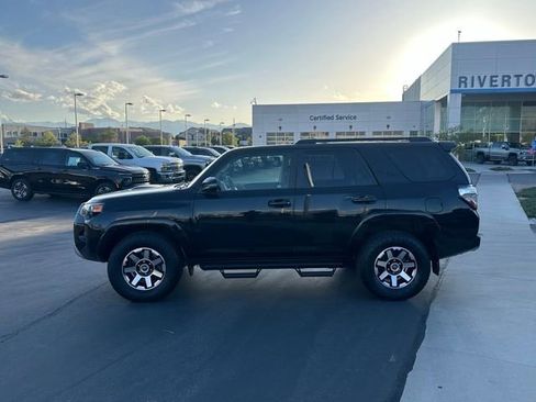 Used 2023 Toyota 4Runner TRD Off-Road Premium w/ Moonroof Package AWD/4WD image 21