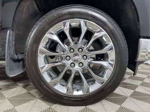 Used 2023 Chevrolet Silverado 1500 LTZ w/ LTZ Premium Package AWD/4WD image 7