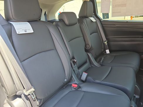 New 2026 Honda Odyssey EX-L image 12