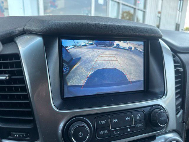 Used 2018 Chevrolet Suburban LT w/ Luxury Package AWD/4WD image 44