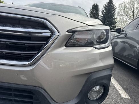 Used 2018 Subaru Outback 3.6R Limited image 8