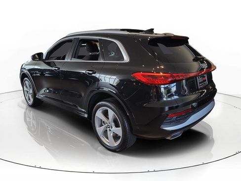 New 2025 Audi Q5 Premium Plus AWD/4WD image 3