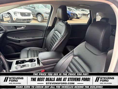 Used 2024 Ford Edge SEL AWD/4WD image 16